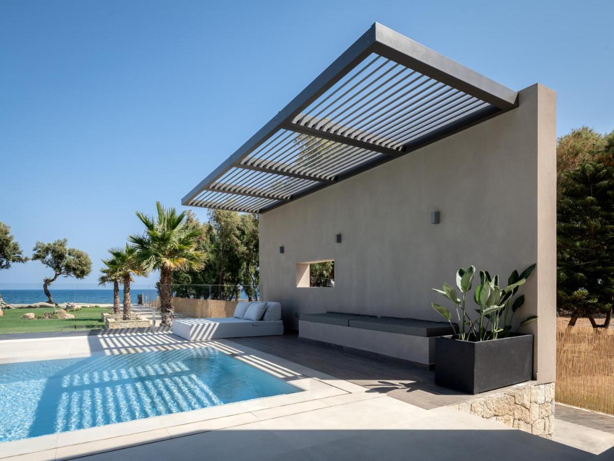 Artemis Seafront Villa, An Evanescence Sea Retreat, By Thinkvilla Tavronitis المظهر الخارجي الصورة