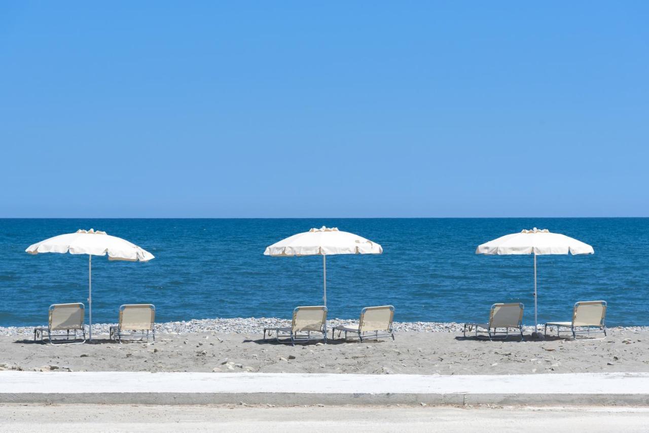 Artemis Seafront Villa, An Evanescence Sea Retreat, By Thinkvilla Tavronitis المظهر الخارجي الصورة
