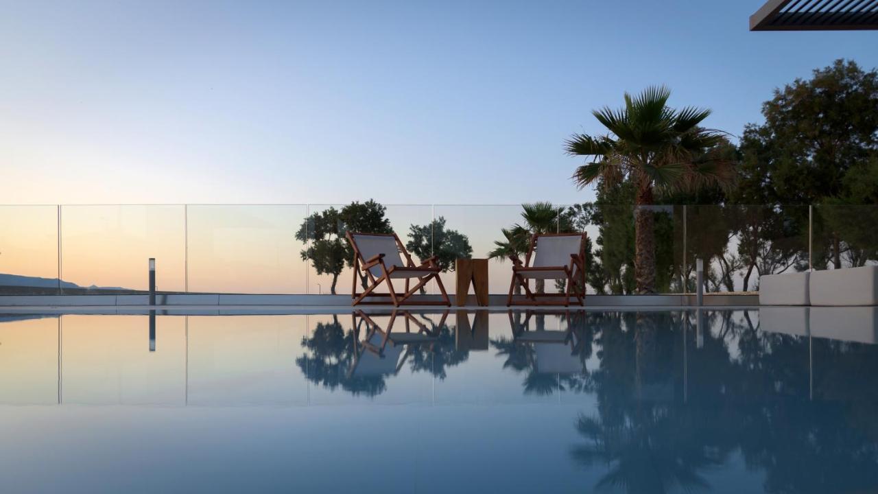 Artemis Seafront Villa, An Evanescence Sea Retreat, By Thinkvilla Tavronitis المظهر الخارجي الصورة